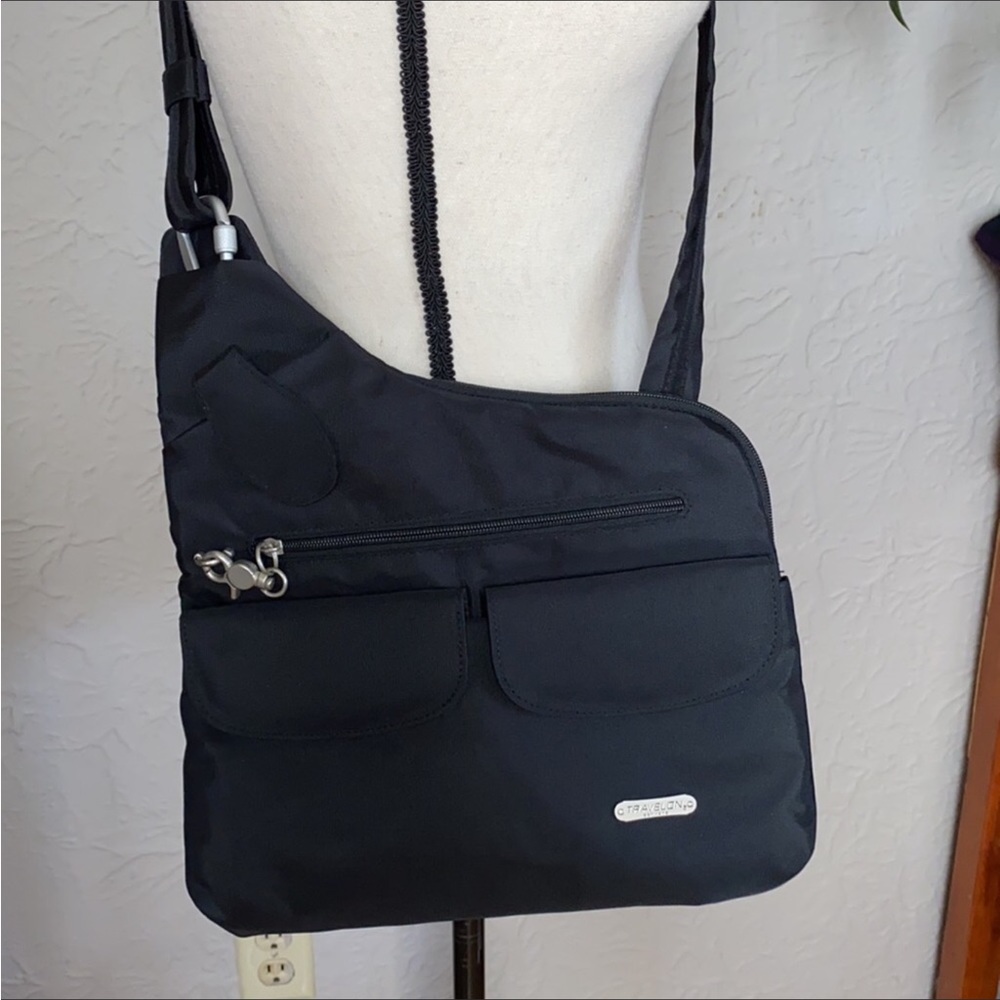 Travelon Anti-theft Crossbody Travel Bag
